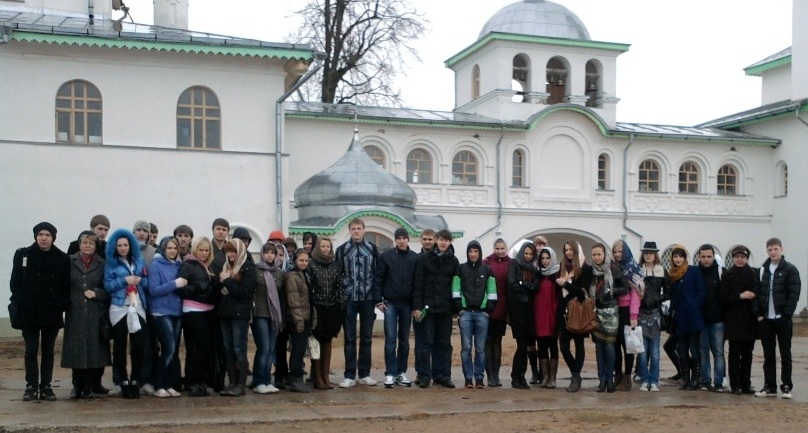 Учащиеся Погранично-таможенно-правового лицея города Пскова совершили поездку по Святым местам древней Псковской земли