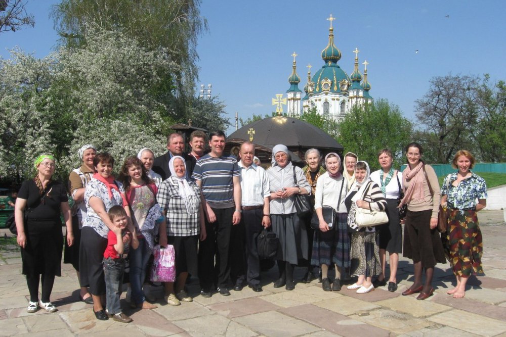С 26 по 30 мая 2012 года состоялась паломническая поездка в Киев - древнейшую столицу Руси, организованная Паломническим Центром Псковской Епархии «Вертоград»