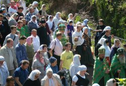 Паломничество в Свято-Успенский Псково-Печерский монастырь, Камно, 1 июля 2012 года