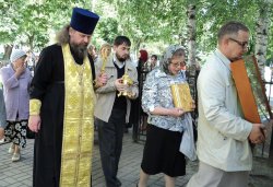 Крестный ход вокруг Пскова 13 июня 2012 года