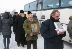 Крестный ход вокруг Пскова 13 февраля 2012 года