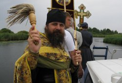Крестный ход с иконой Спаса Елеазаровского на Талабские острова 12 июля 2012 года