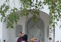 Паломничество в Свято-Успенский Псково-Печерский монастырь 29 августа 2011 года на всенощное бдение - Иерусалимский Чин Погребения Божией Матери