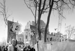 Крестный ход вокруг Пскова 26 апреля 2012 года. Фоторепортаж Андрея Кокшарова