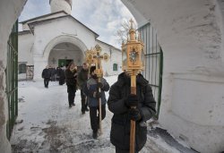 Крестный ход вокруг Пскова 13 февраля 2012 года. Фоторепортаж Андрея Кокшарова