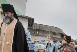 Встреча частицы Покрова Пресвятой Богородицы в Псковском Кремле 24 февраля 2012 года. Фоторепортаж Андрея Кокшарова